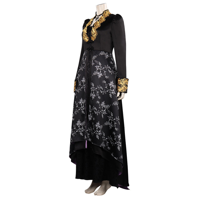 yennefer white and gold dress Has anyone found Yennefer's white and gold dress?